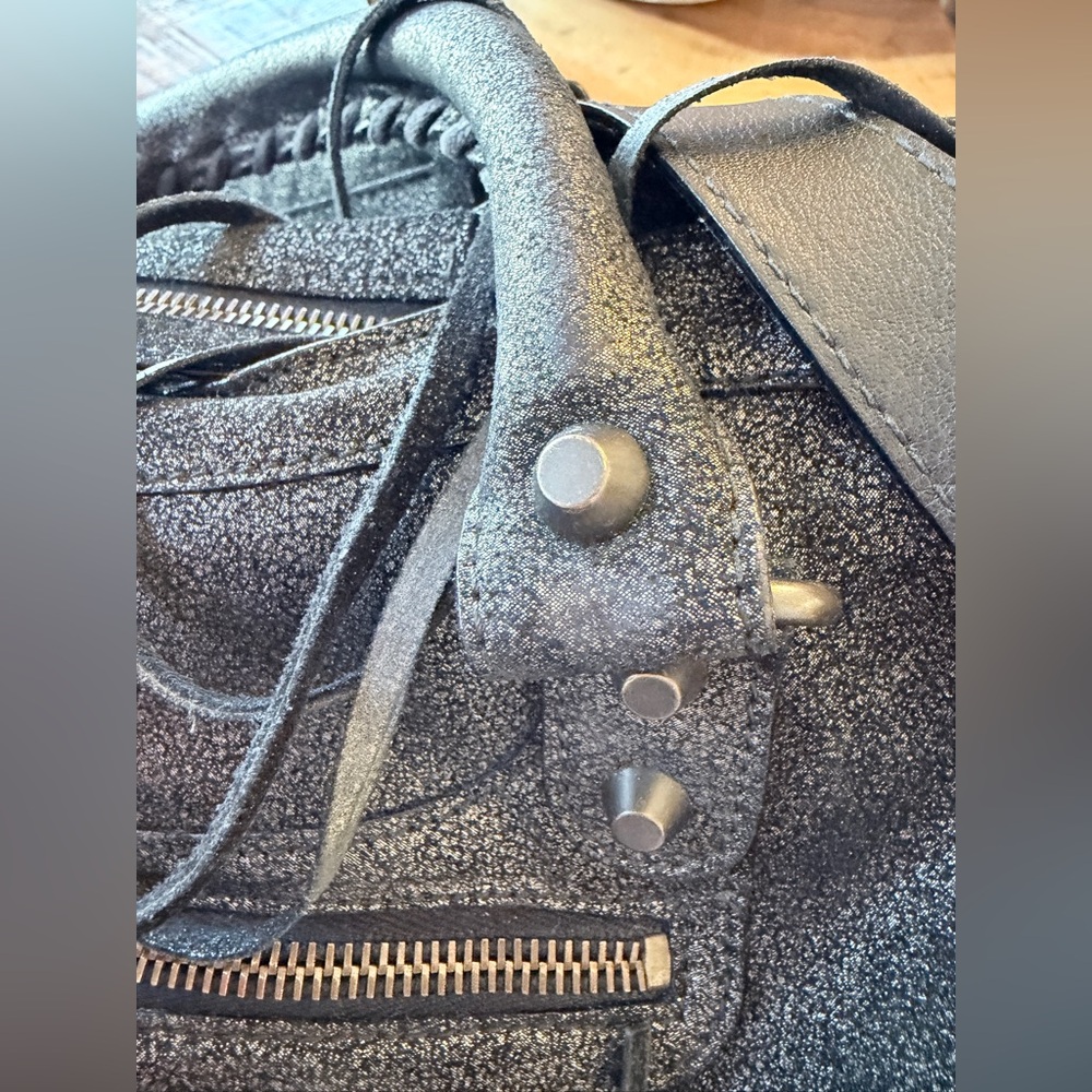 Balenciaga Metallic classic city bag - Picture 13 of 17